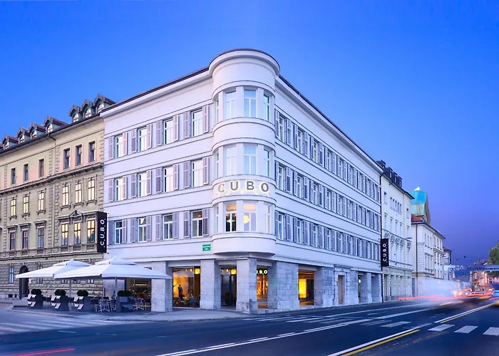 Hotel Cubo