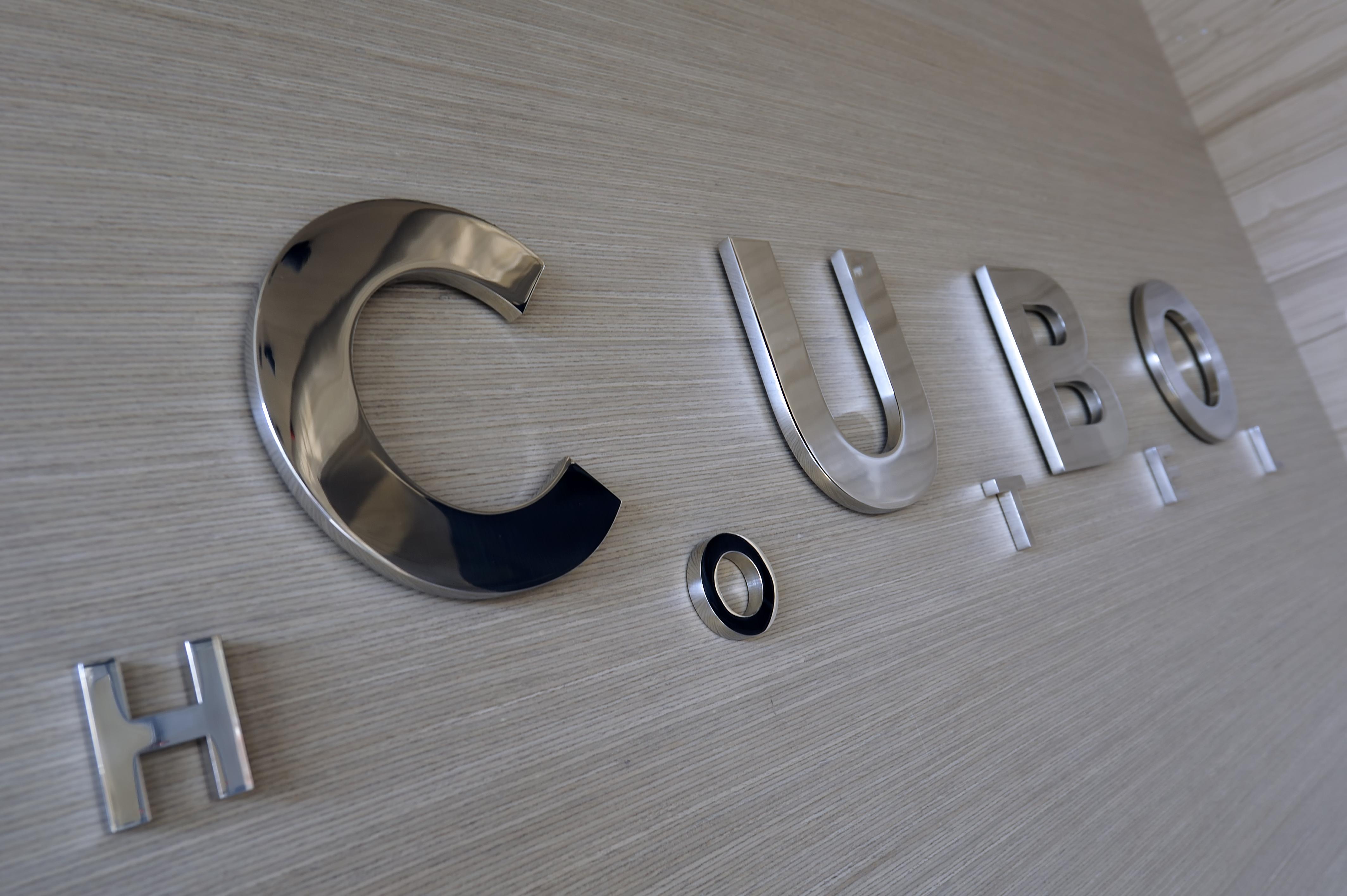 Cubo Hotel