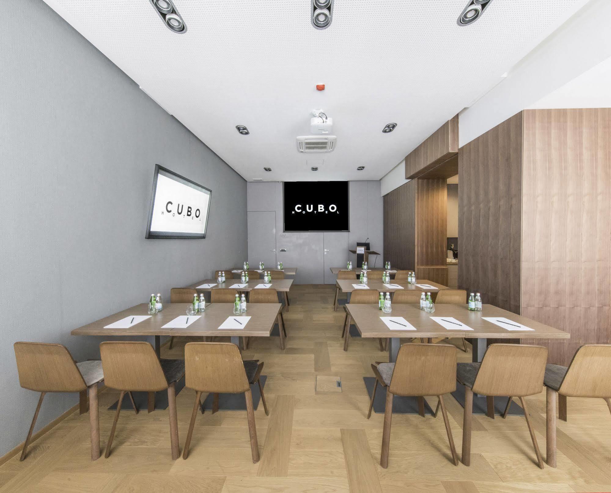 Cubo Hotel Lubiana
